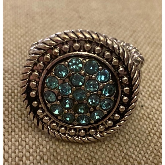 Aqua Crystal Silver Stretch Ring - Picture 1 of 2